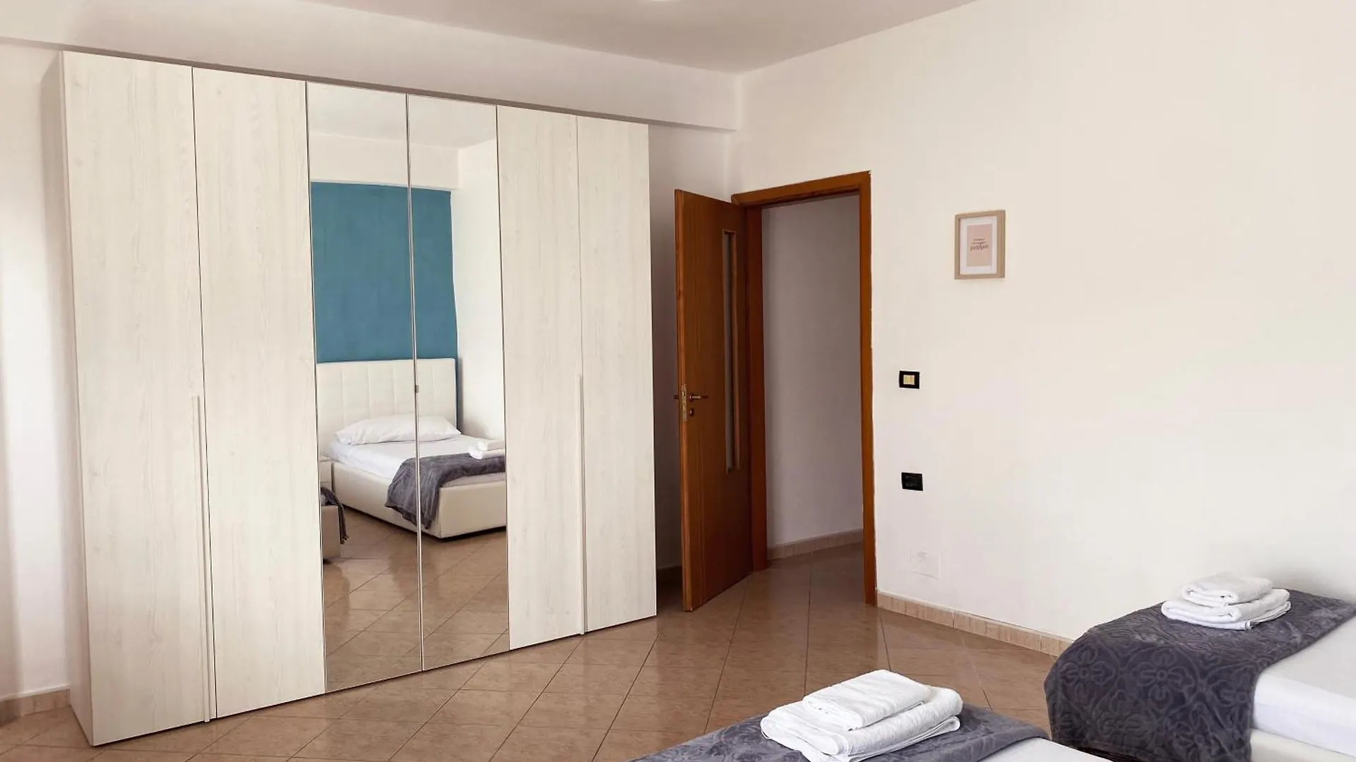 Apartment Hana'S House Vlore